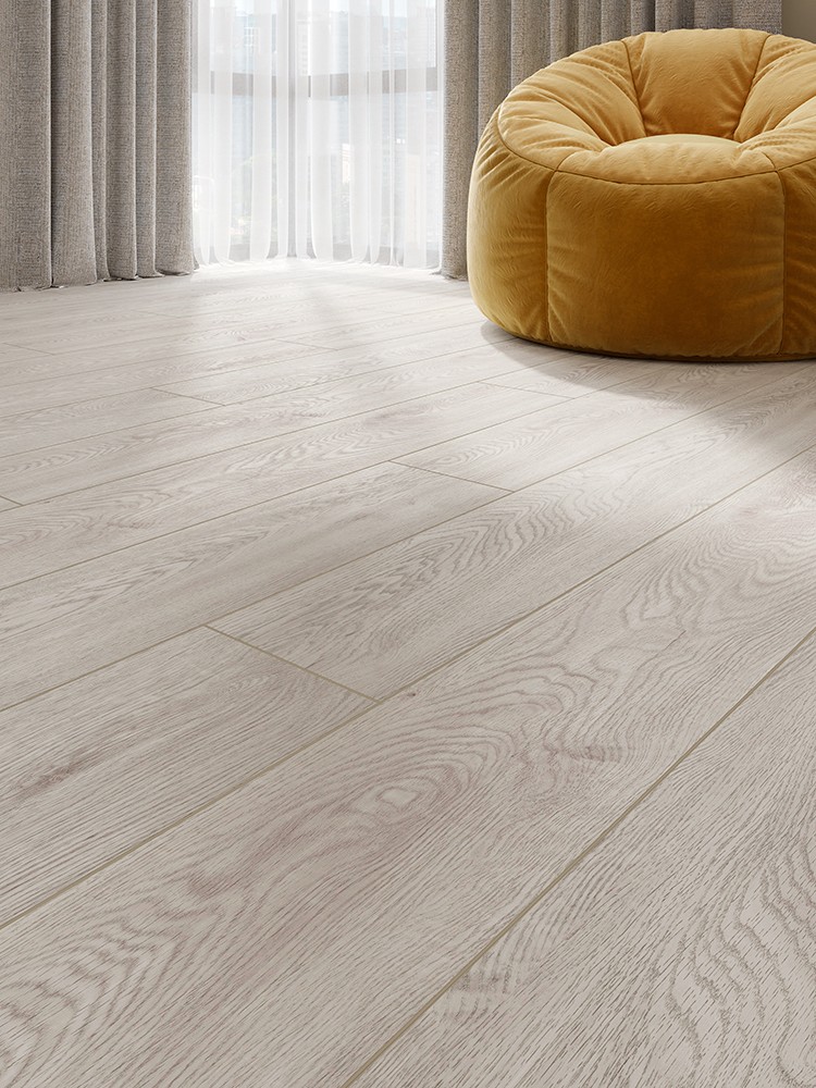 Кварцвиниловый SPC ламинат Cronafloor Grand Sequoia Дуб Карамельный 1200×180×5 фото в интерьере